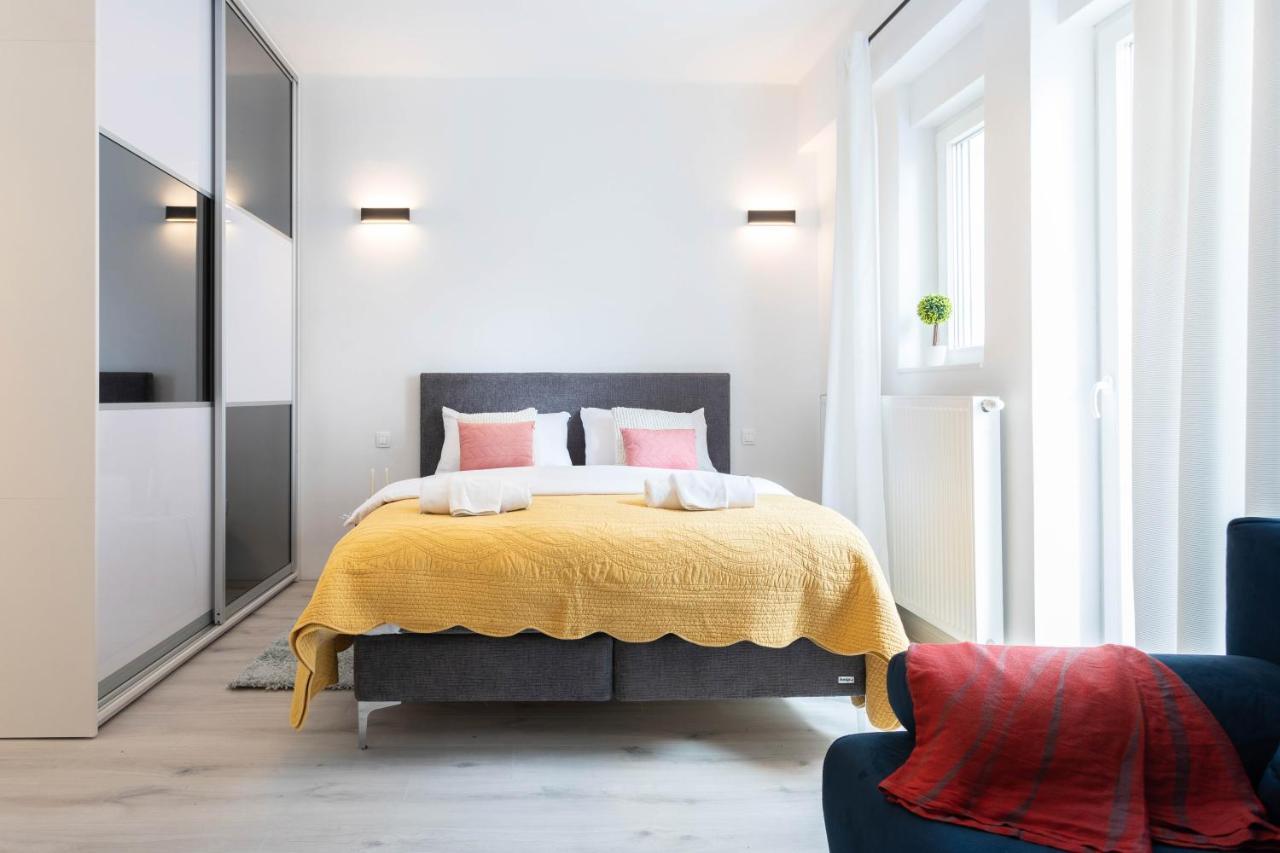 Design City Center Apartments Near Park Zrinjevac Zagreb Dış mekan fotoğraf